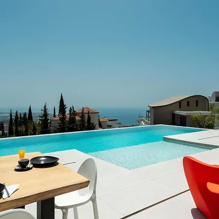 Oro Villa