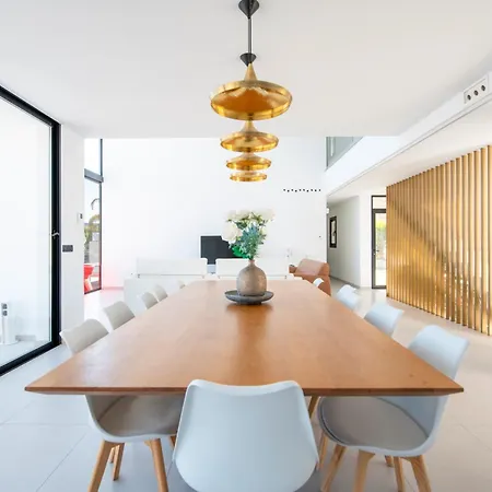 Oro Villa *